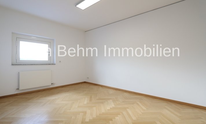 G012-2023_Büro_2