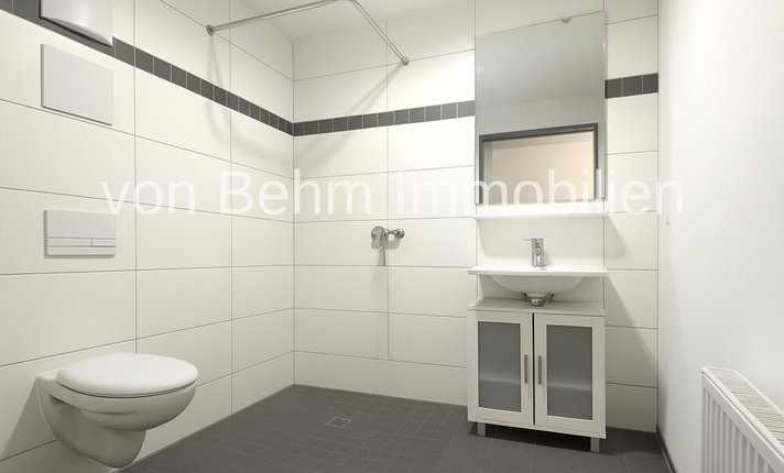 Badezimmer mit begehbarer Dusche