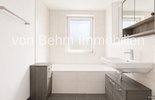 M020-2026_Badezimmer_Ansicht_2_KI_bearbeitet