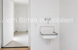 M009-2026_Abstellraum_neben_Garage