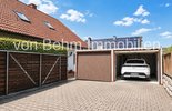 V015-2026_Doppelgarage mit vorgelagerten Stellplätzen