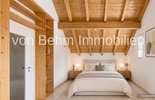 M022-2026_Schlafzimmer_Ansicht_3_Einrichtungsbeispiel_KI_bearbeitet