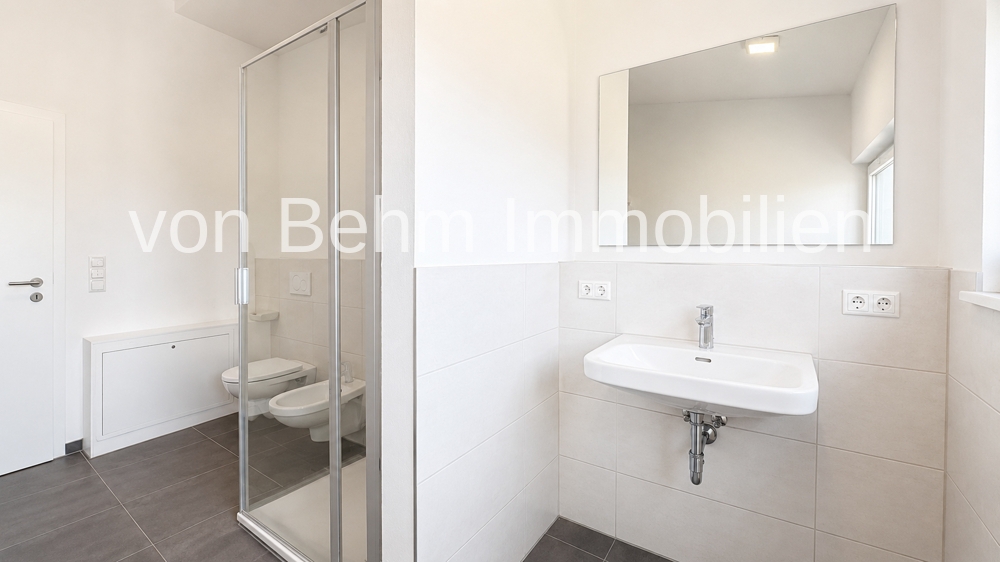 M018-2026_Badezimmer_Ansicht_2